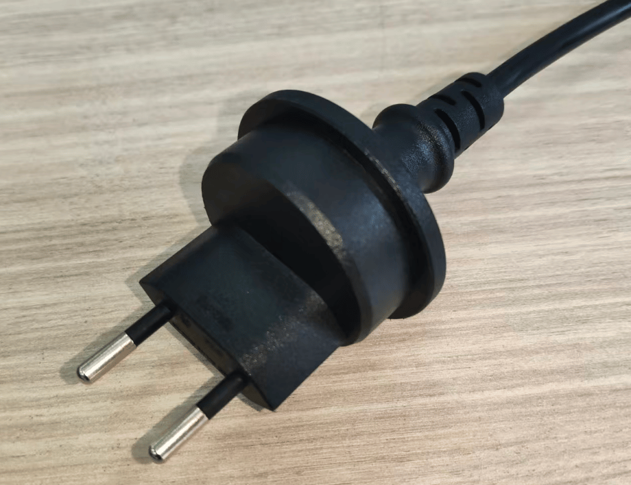 Ip55 Waterproof Dustproof Switzerland Two Pin Power Cord